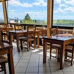 Gergovia Hotell 2*