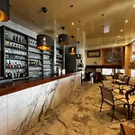 Gergovia Hotell 2*