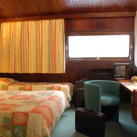 Hotel Gergovia Super Besse