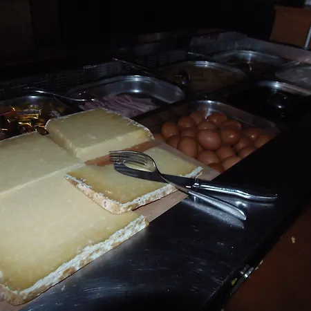 Gergovia Hotel 2*