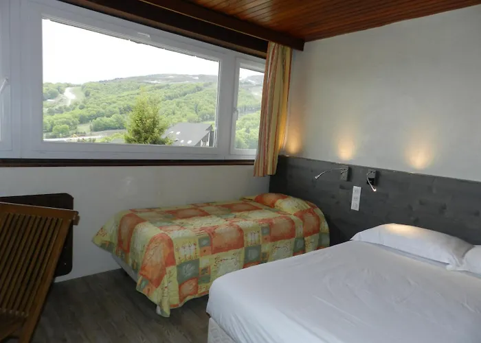 Gergovia Hotell Super Besse